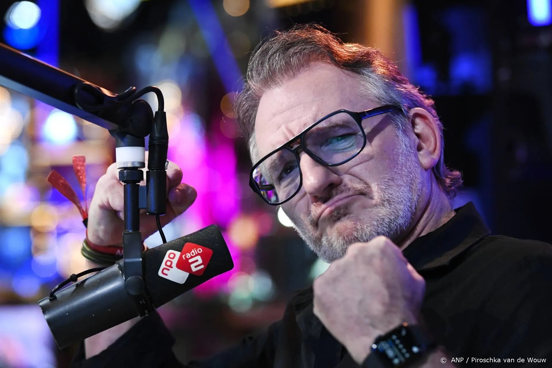 OMG! Radio-dj Jeroen van Inkel is stem kwijt