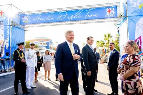 Willem-Alexander op Aruba: gevoel van veiligheid staat soms onder druk