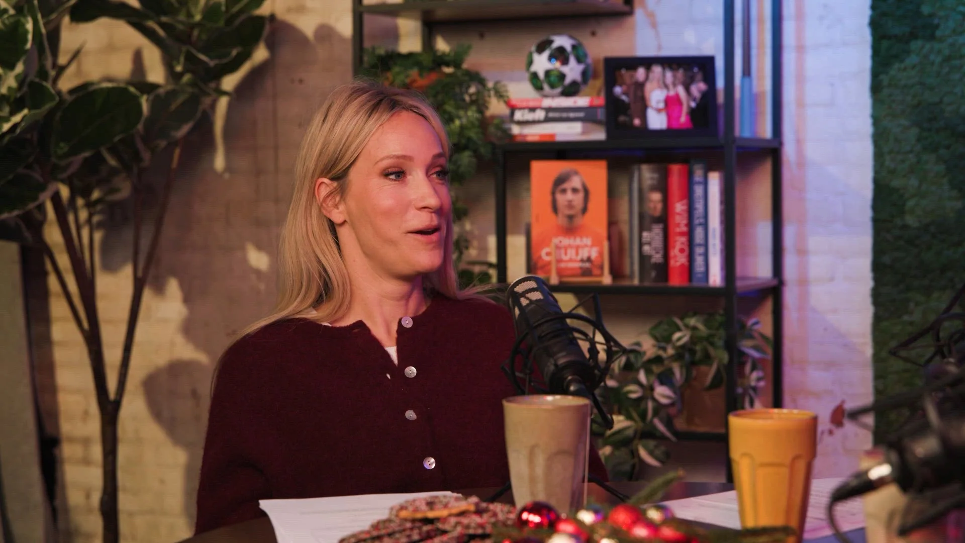 Noa Vahle blundert in interview: ‘Gefeliciteerd met de verbranding van je kind’