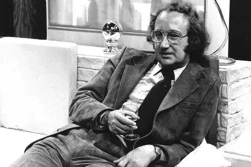 IJf Blokker (95), bekend als Barend Servet, overleden