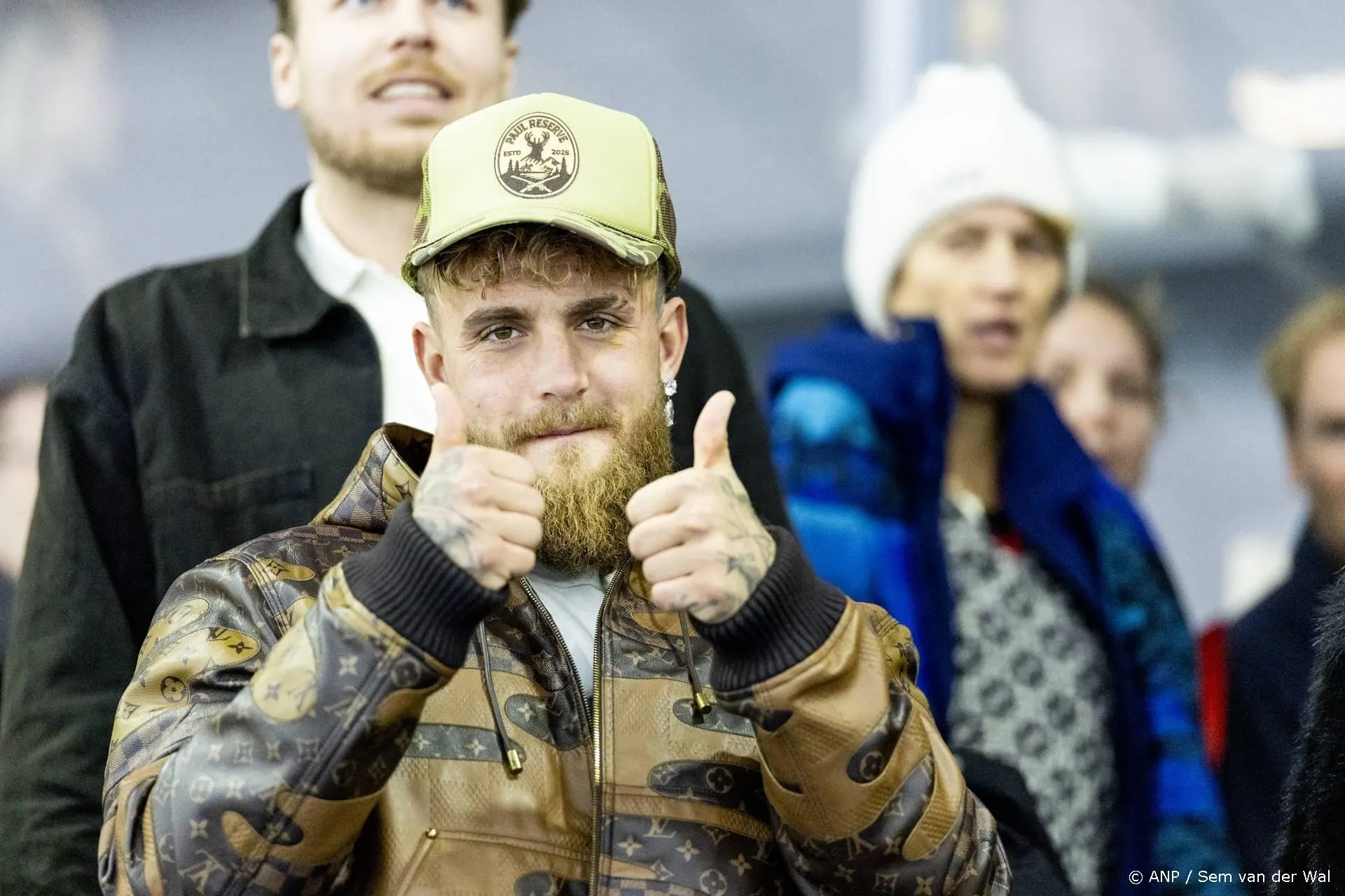 Jake Paul doet controversiële uitspraken en haalt uit naar wereldartiest