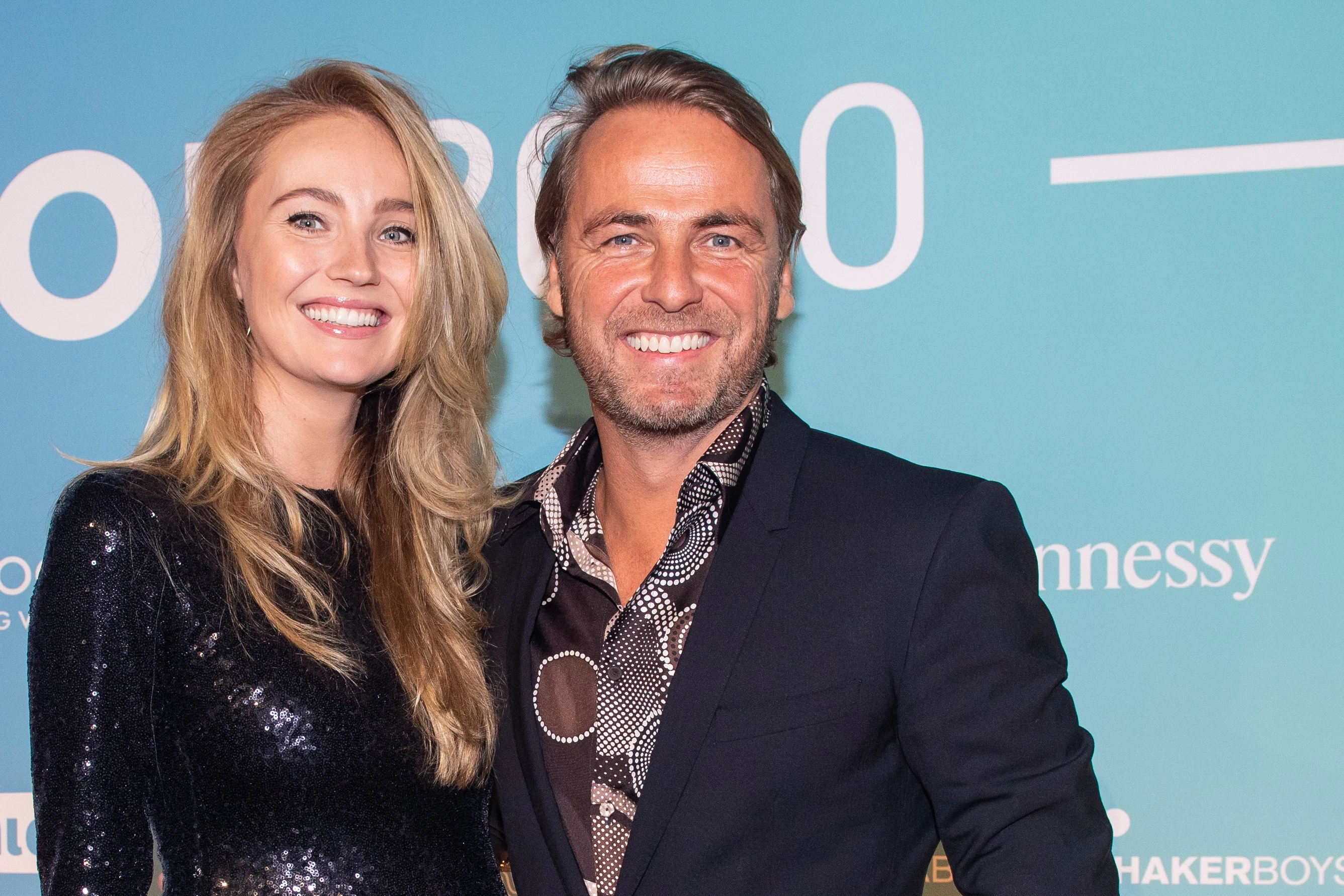 'John Ewbank verliest bakken geld door viagra voor vrouwen'