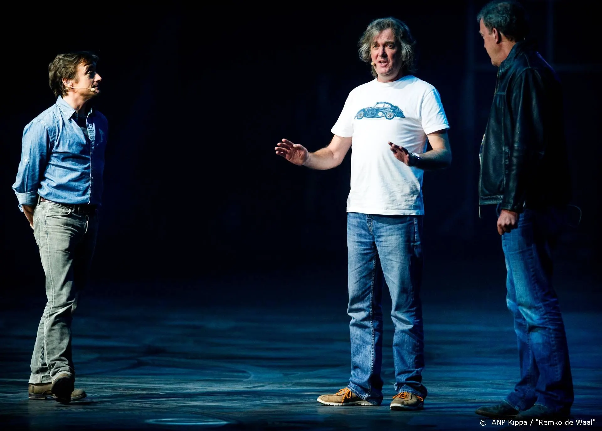 Autogek James May duikt de keuken in