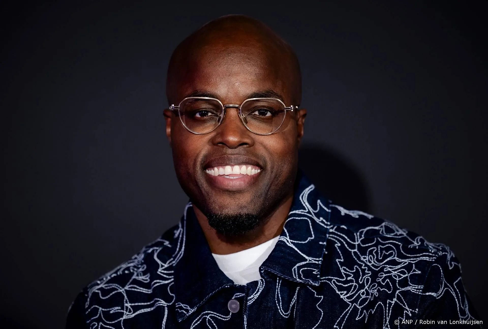 Jandino legt zichzelf opvallende 'eis' op: 'Maandelijks'