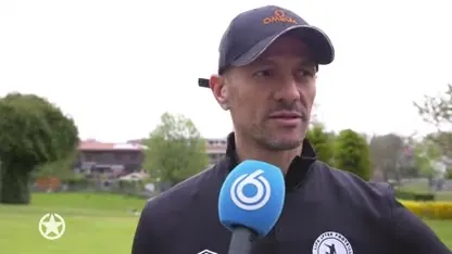 Voetbalsterren gaan met elkaar de strijd aan