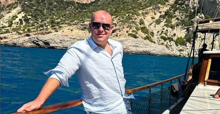 Michael van Gerwen haalt hard uit: 'Debiel'