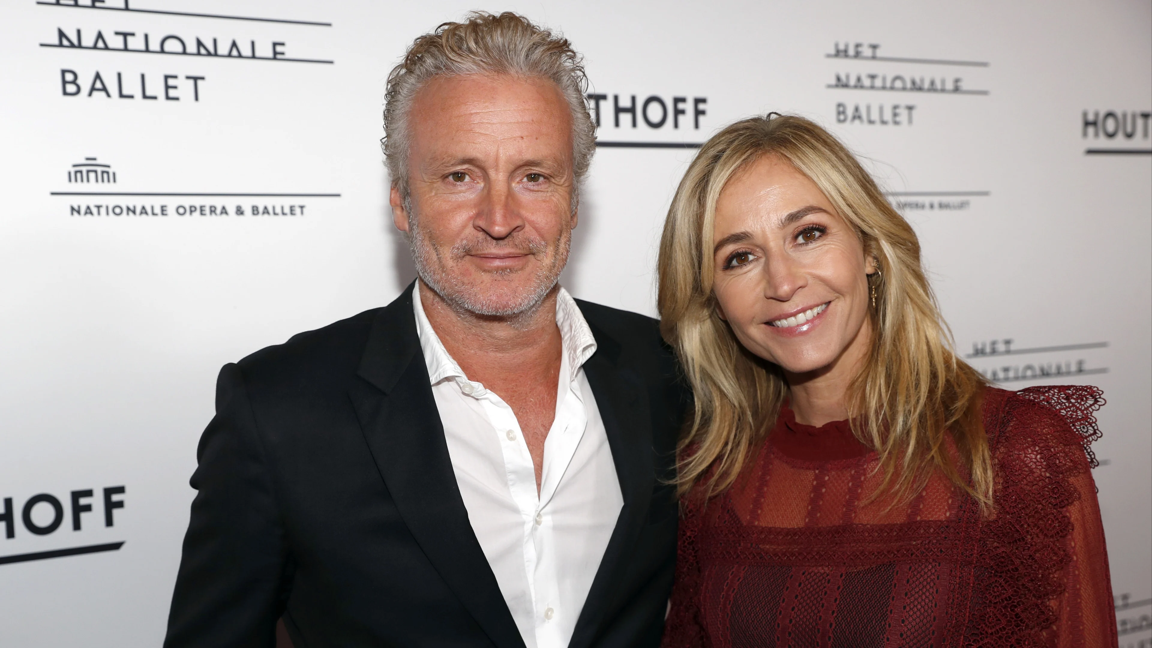 Wendy van Dijk zet man in het zonnetje