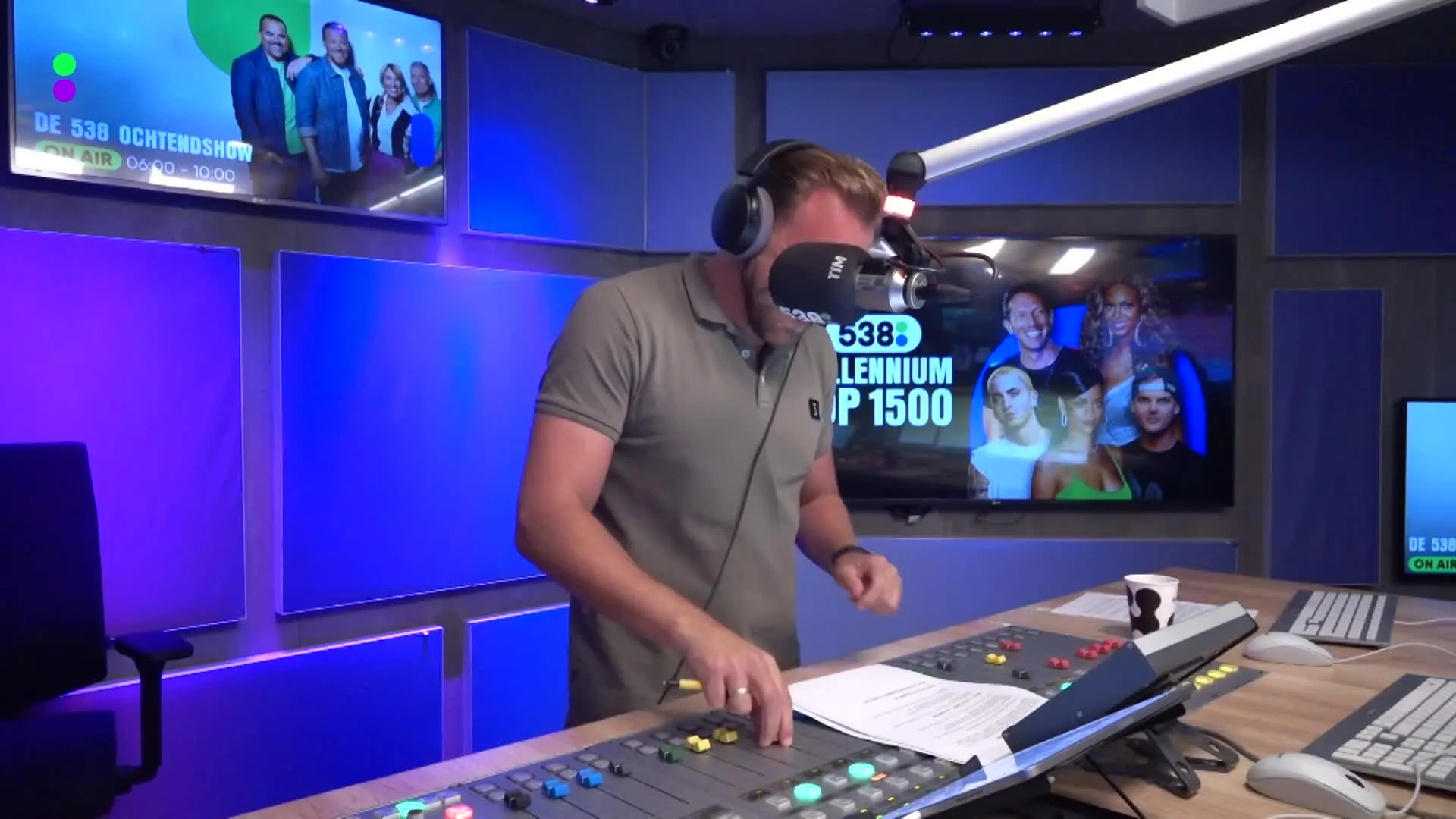 Gerard Joling gaat Ter Land, Ter Zee en In de Lucht presenteren