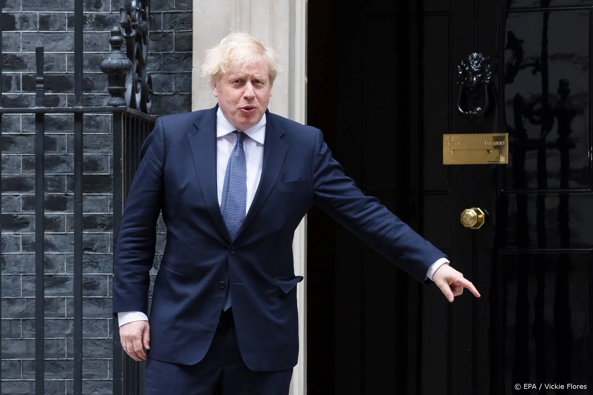 Britse premier Johnson mag blijven ondanks partygate