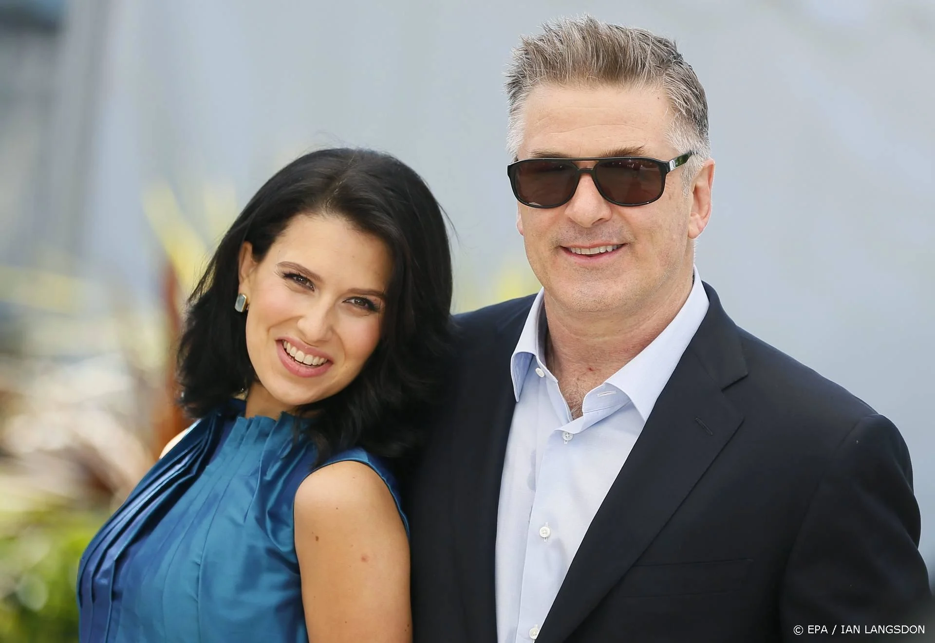 Vrouw Alec Baldwin reageert voor het eerst op fataal schietincident