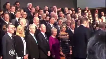 Máxima en Willem-Alexander bekijken Orion Service Module