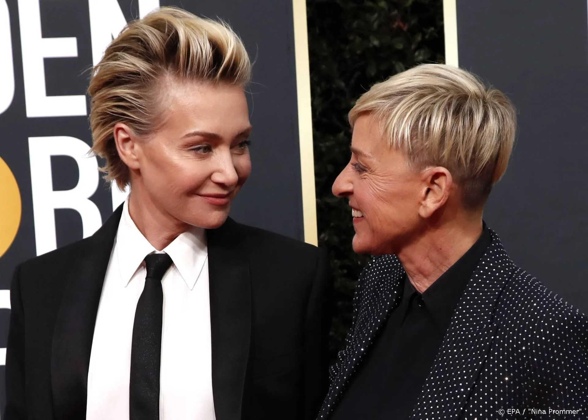 Vrouw Ellen DeGeneres reageert