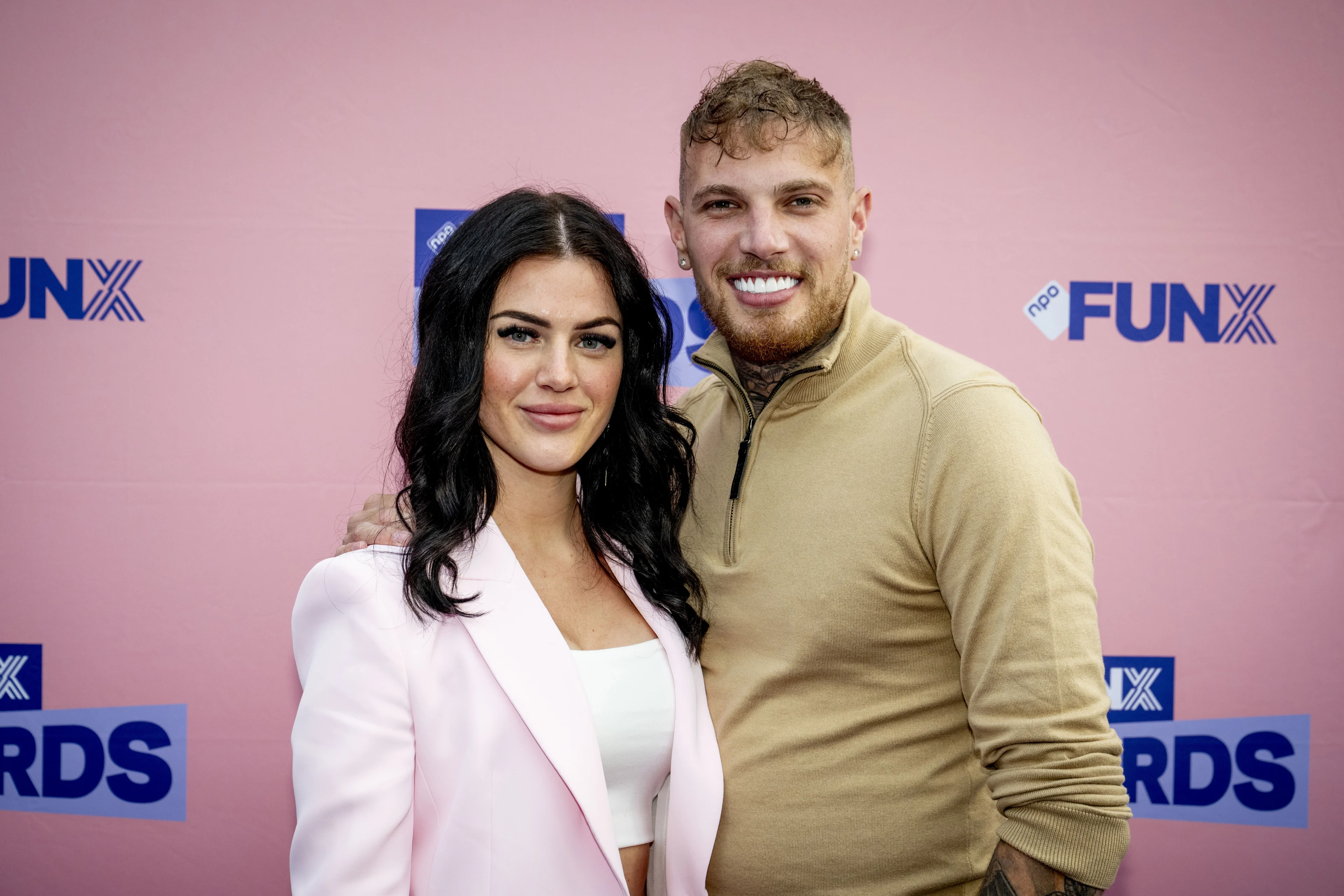 Sjorleone over liefdestattoo met Gijsje: 'Zit er dik in'