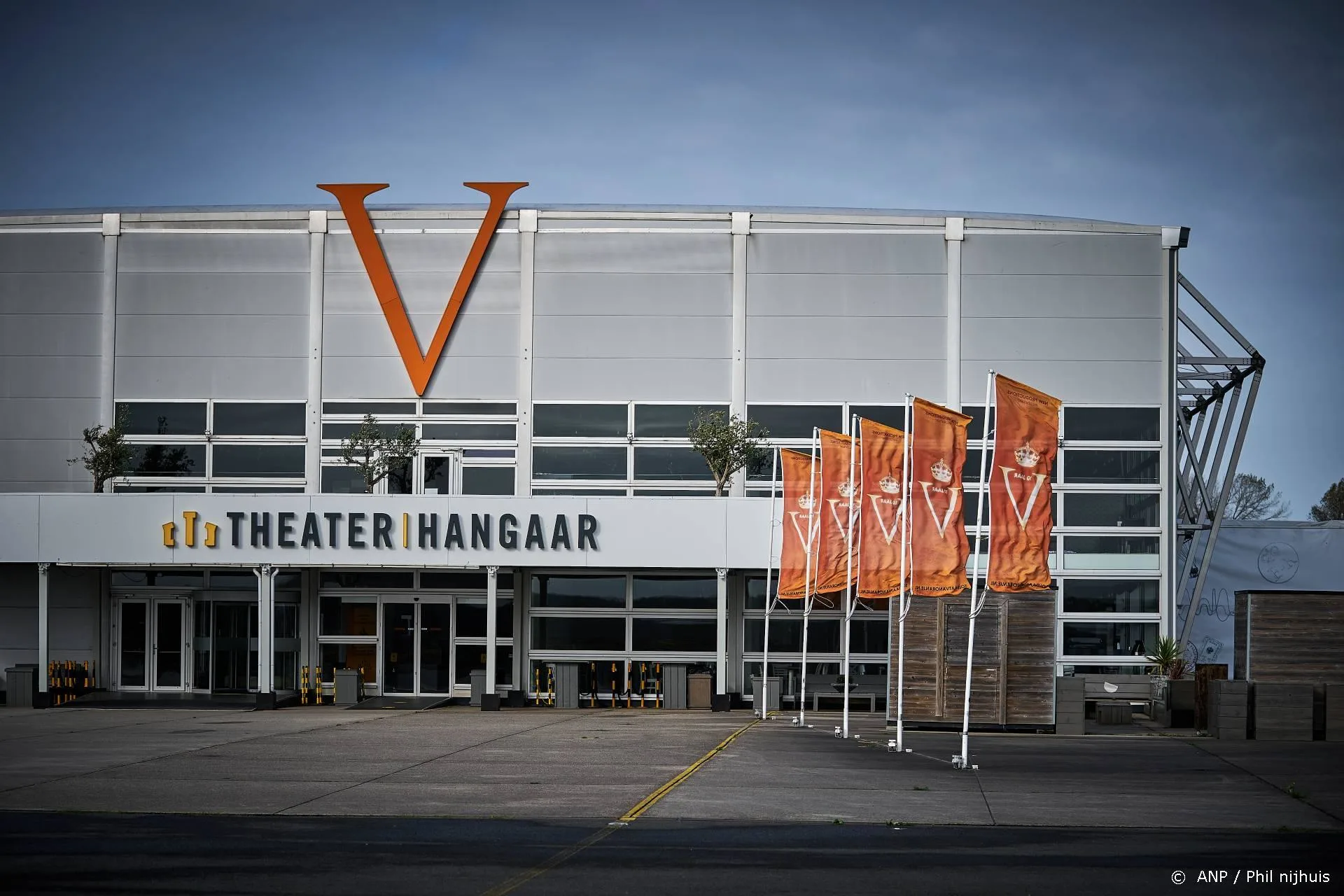 Tickethouders Soldaat van Oranje wachten geduldig op terugkeer