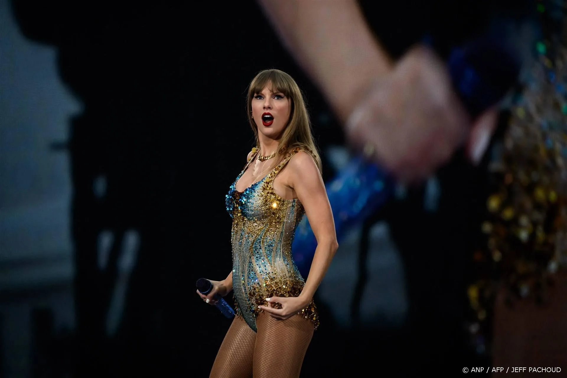 Taylor Swift maakt selfie met prins William