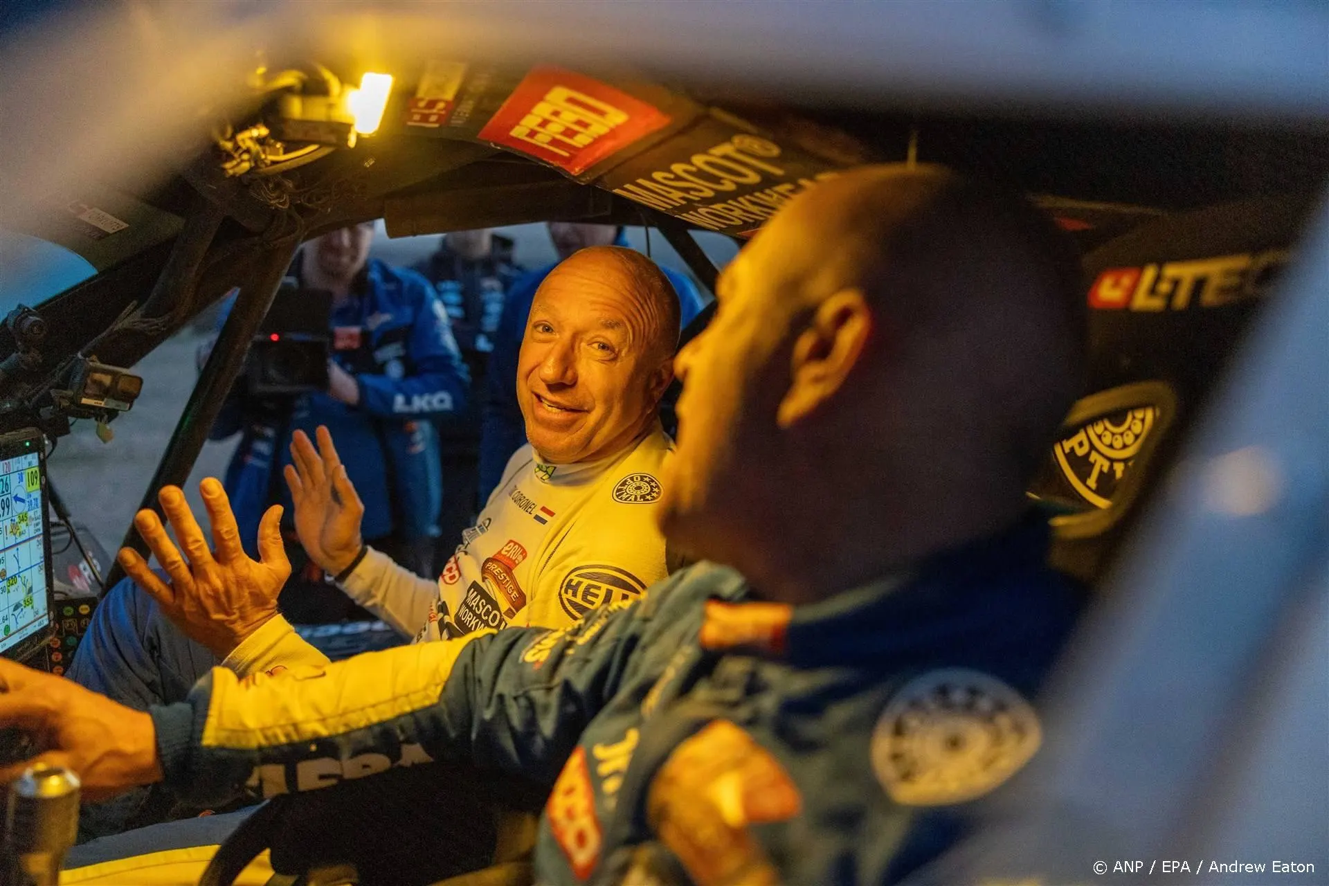 Tim en Tom Coronel hebben problemen veroorzaakt: 'Verboden'