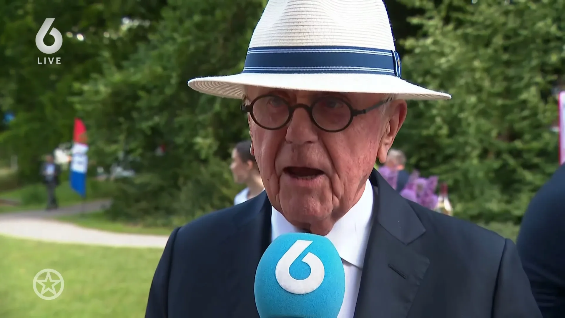 Harry Mens vertelt op Haringfeestje over mogelijke nieuwe liefde