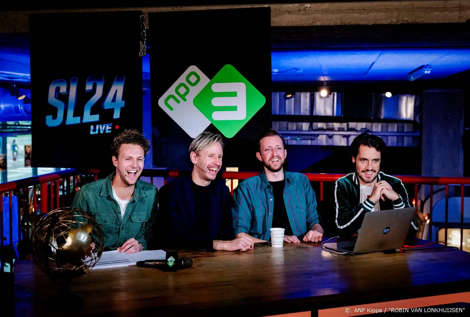 Streetlab gaat kijkers aan ware liefde helpen