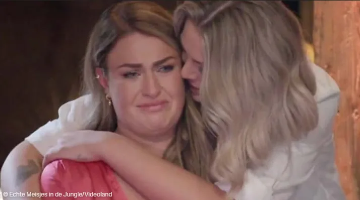 EMIDJ-Jill in tranen na aanval tijdens reünie