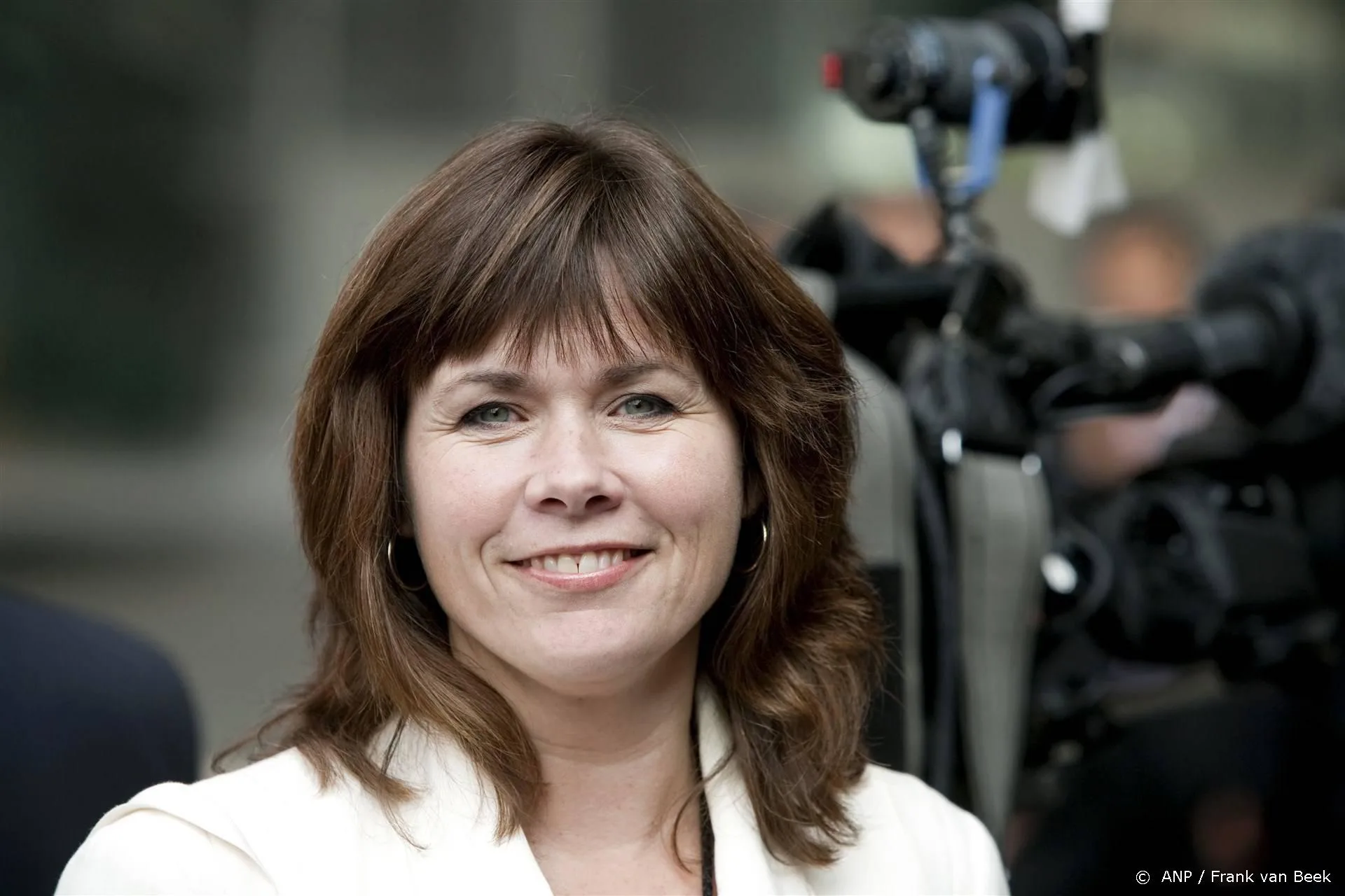 Astrid Kersseboom verslaapt zich voor NPO Radio 1 Journaal