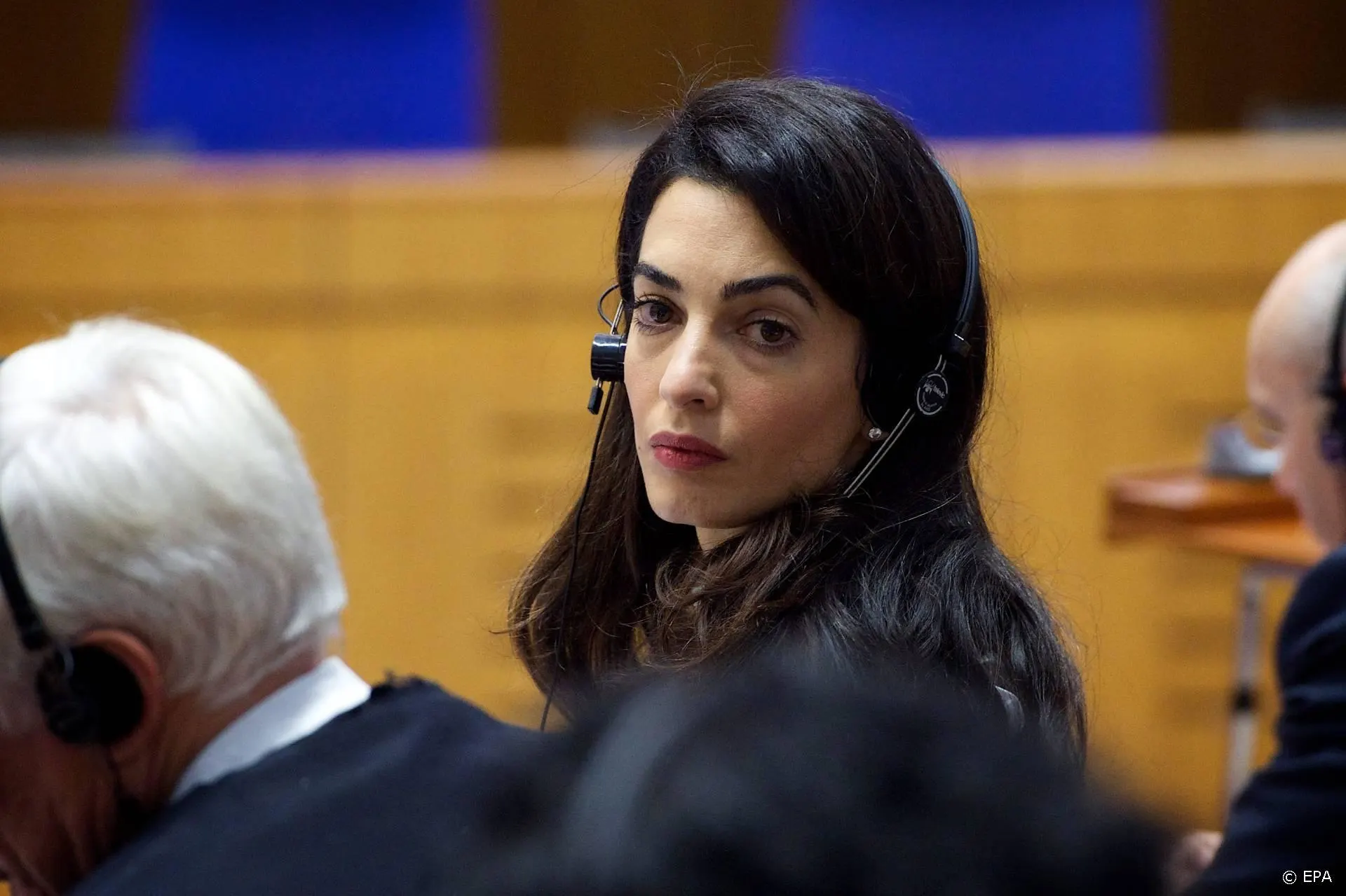 Amal Clooney niet langer speciaal gezant persvrijheid in de UK