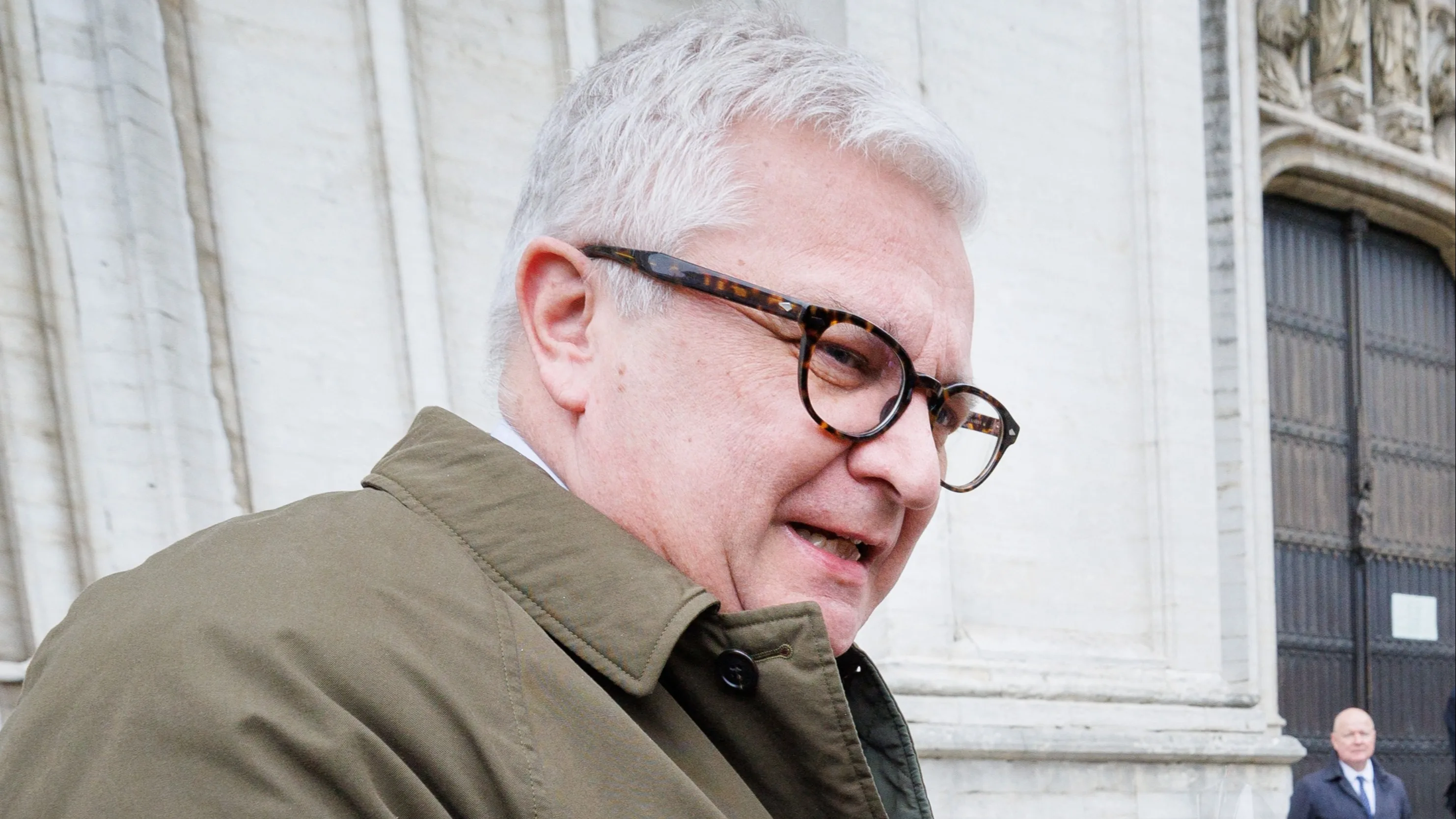 Bevestigd: prins Laurent heeft zoon met Vlaamse zangeres