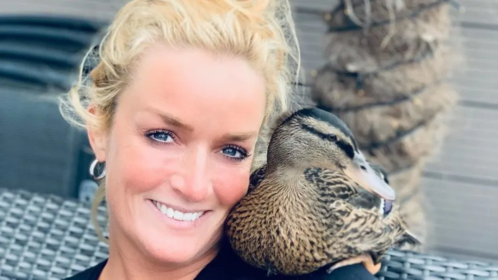 Samantha Steenwijk brengt quality-time door met 'kleinkinderen'