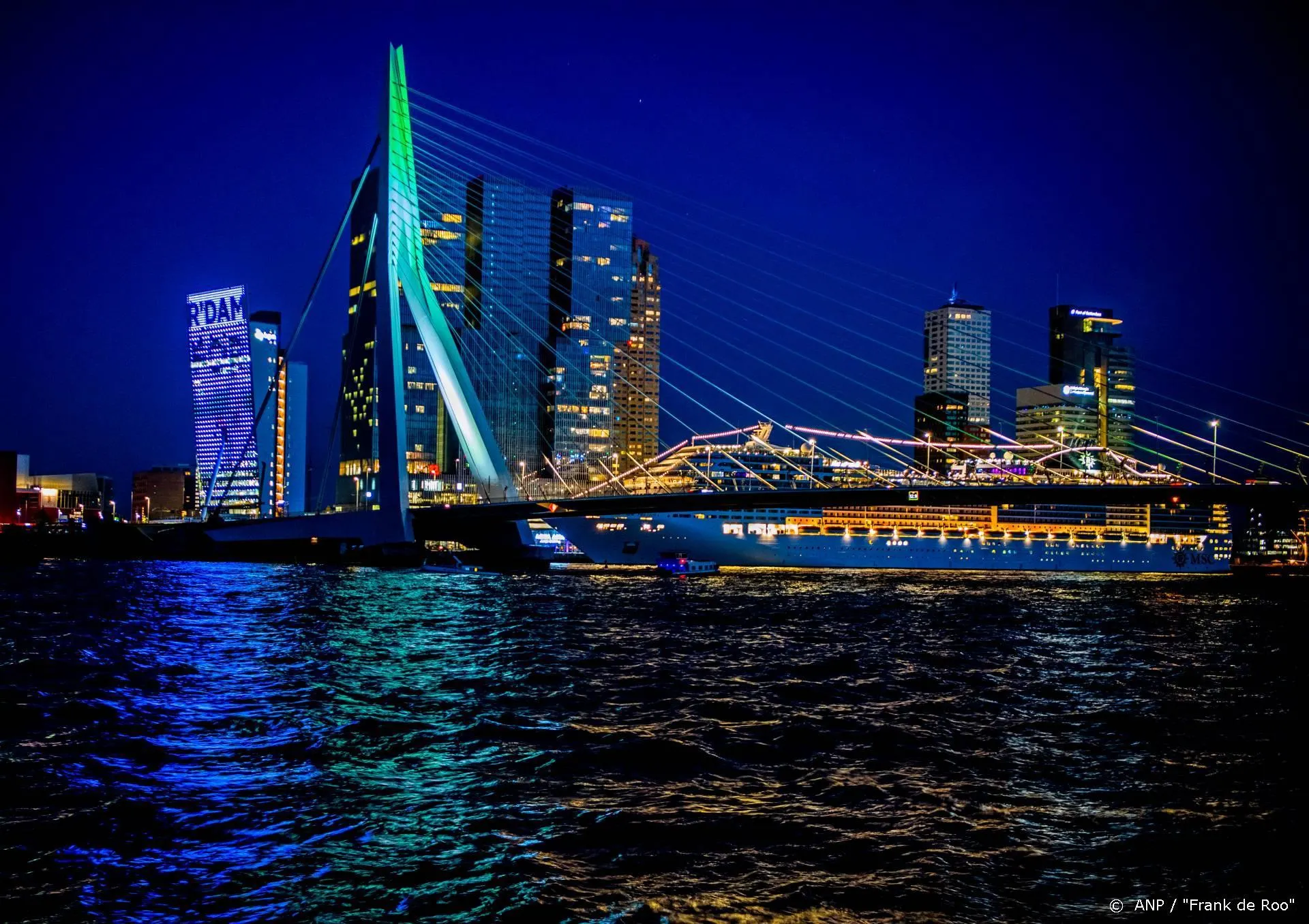 Ook Renze wil DWDD-opvolger naar Rotterdam halen