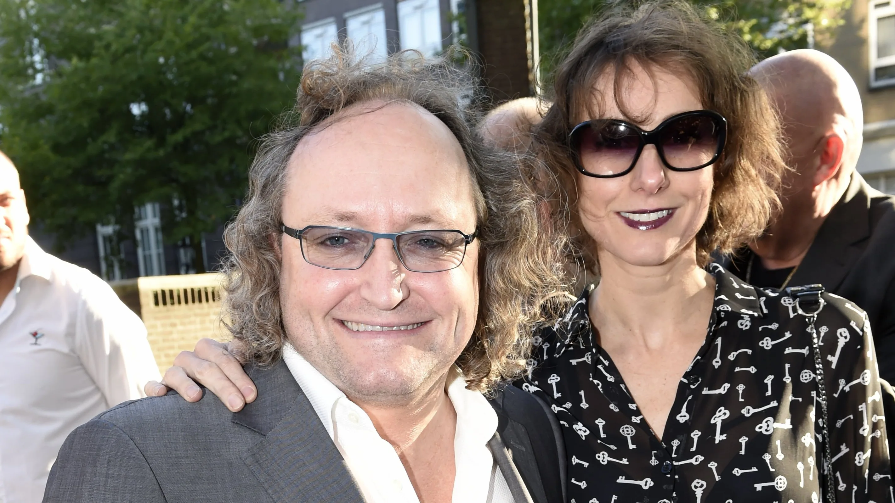 BN'ers steunen geldinzameling voor ex Dion Graus