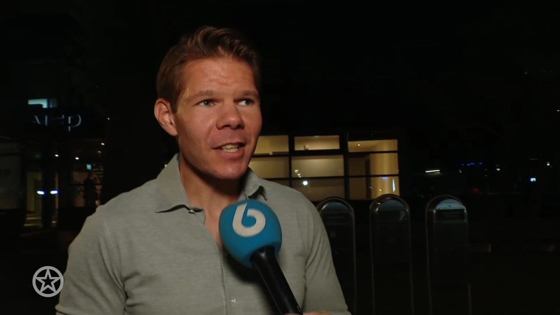 Victor Vlam fileert Boulevard-ster