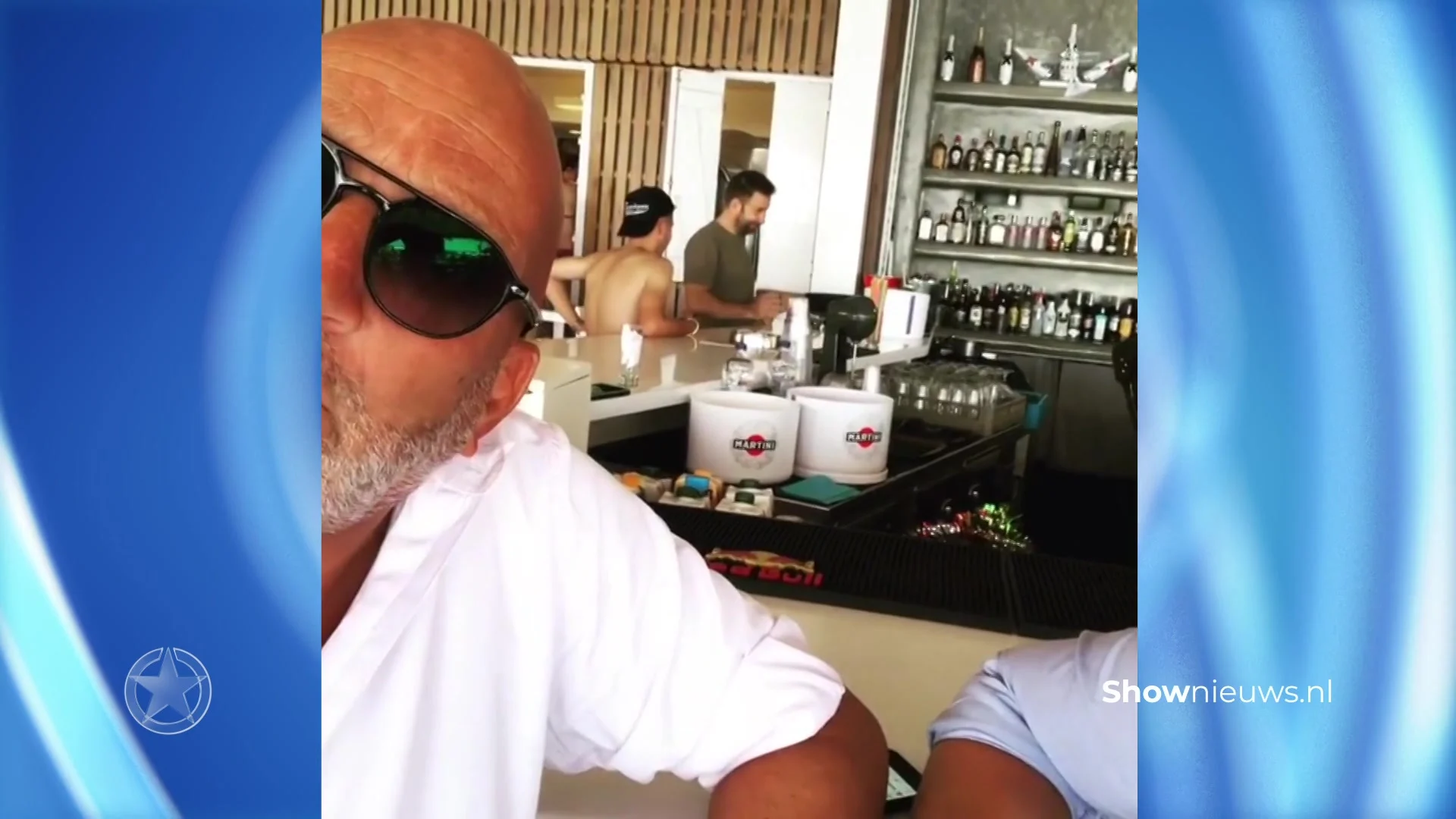 Herman den Blijker drinkt zenuwen weg