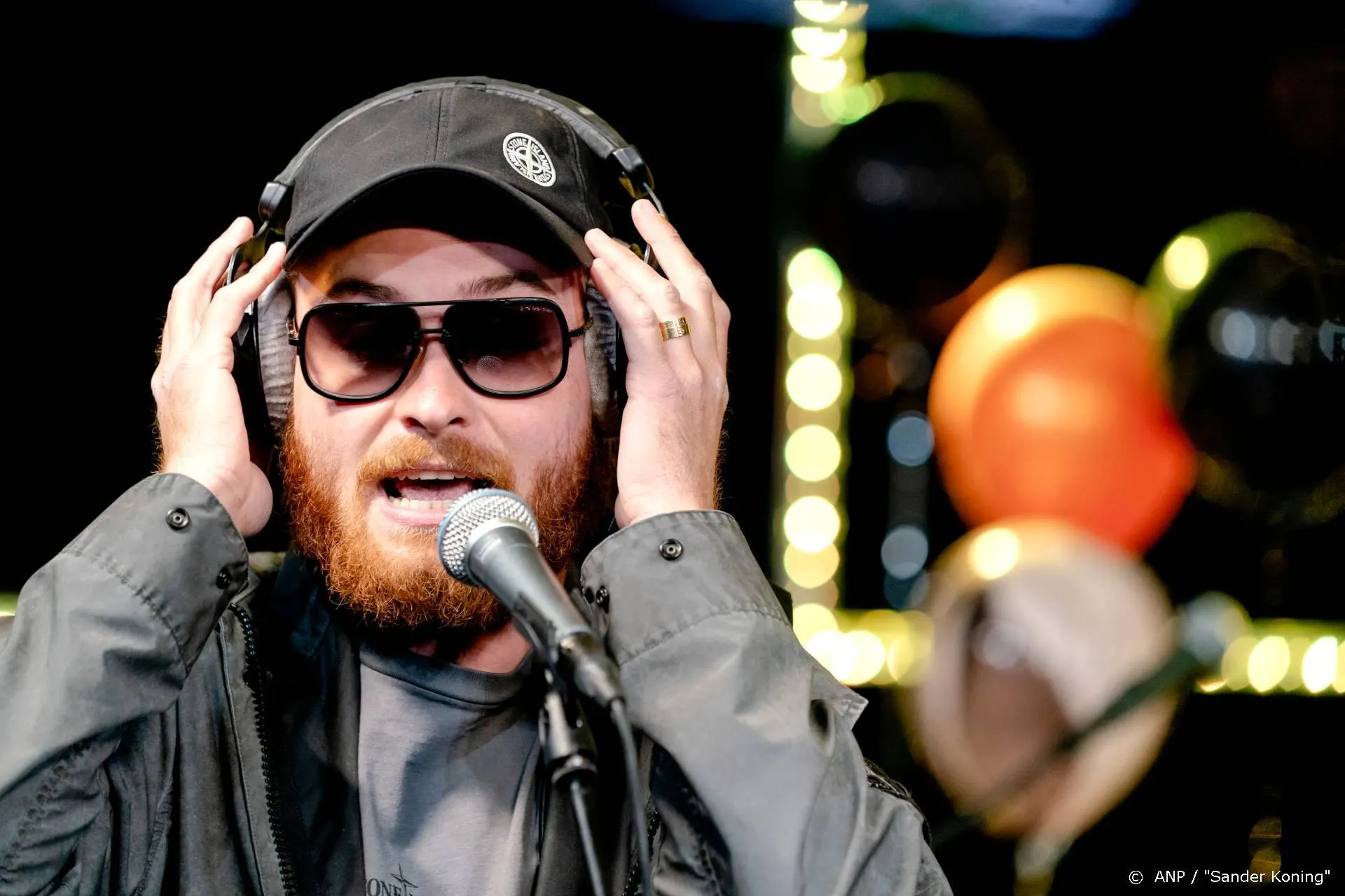 Donnie danst en chillt tijdens corona met zijn kind