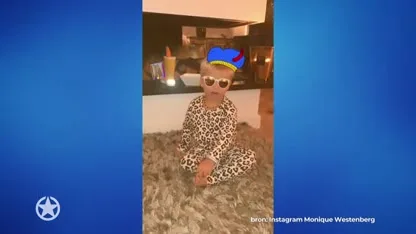 ZOET: Kleine André zingt Sinterklaasliedjes thuis bij Monique