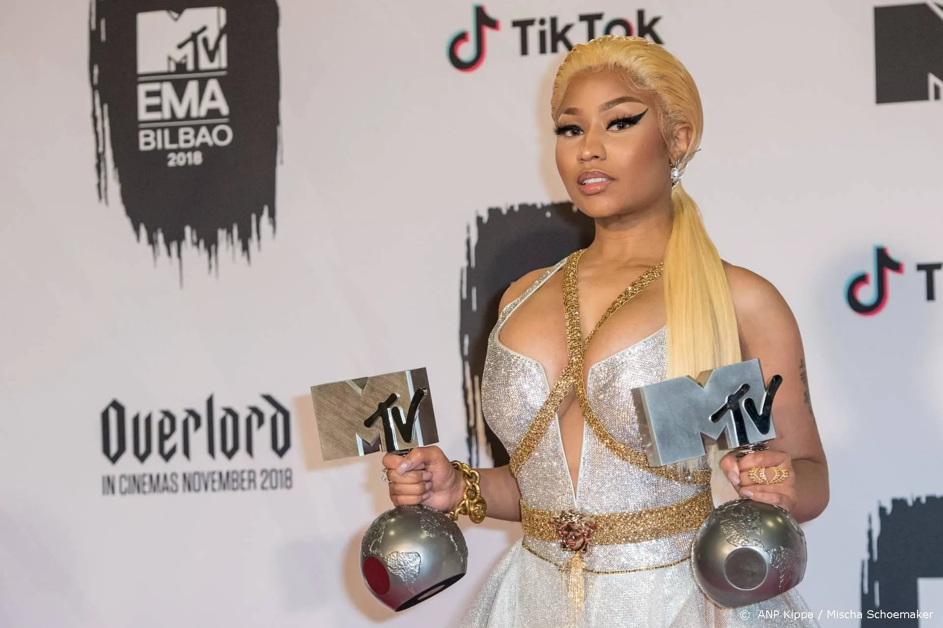 Vader Nicki Minaj overlijdt na aanrijding, dader vlucht