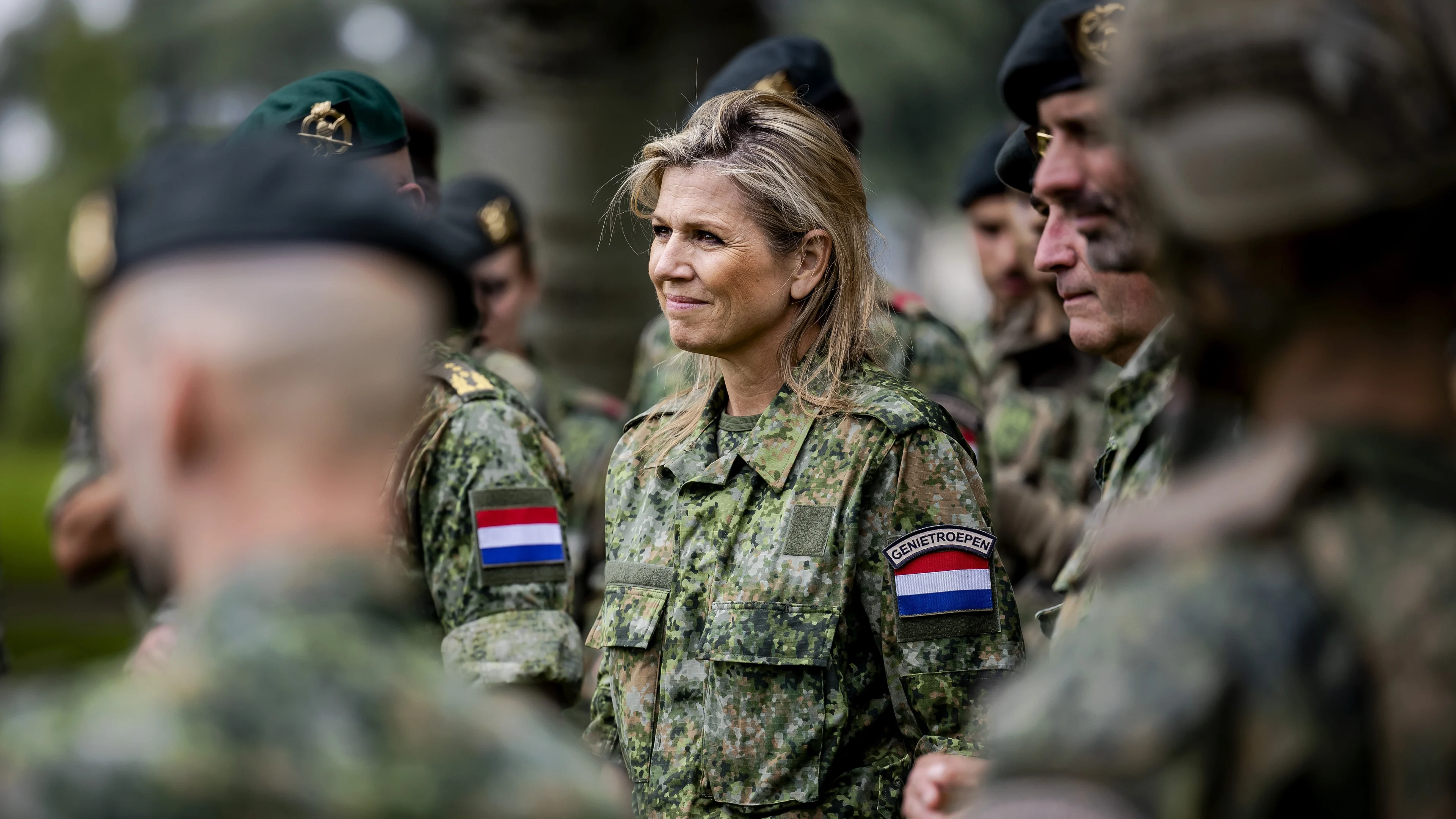 'Koning Máxima wordt parttime militair'