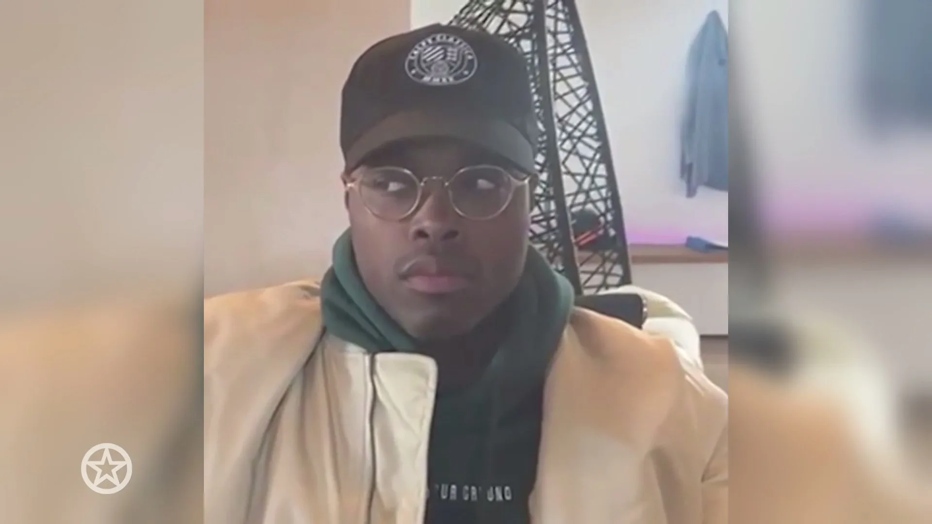 Paniek in huize Asporaat: 'Bent u mijn echte papa?!'