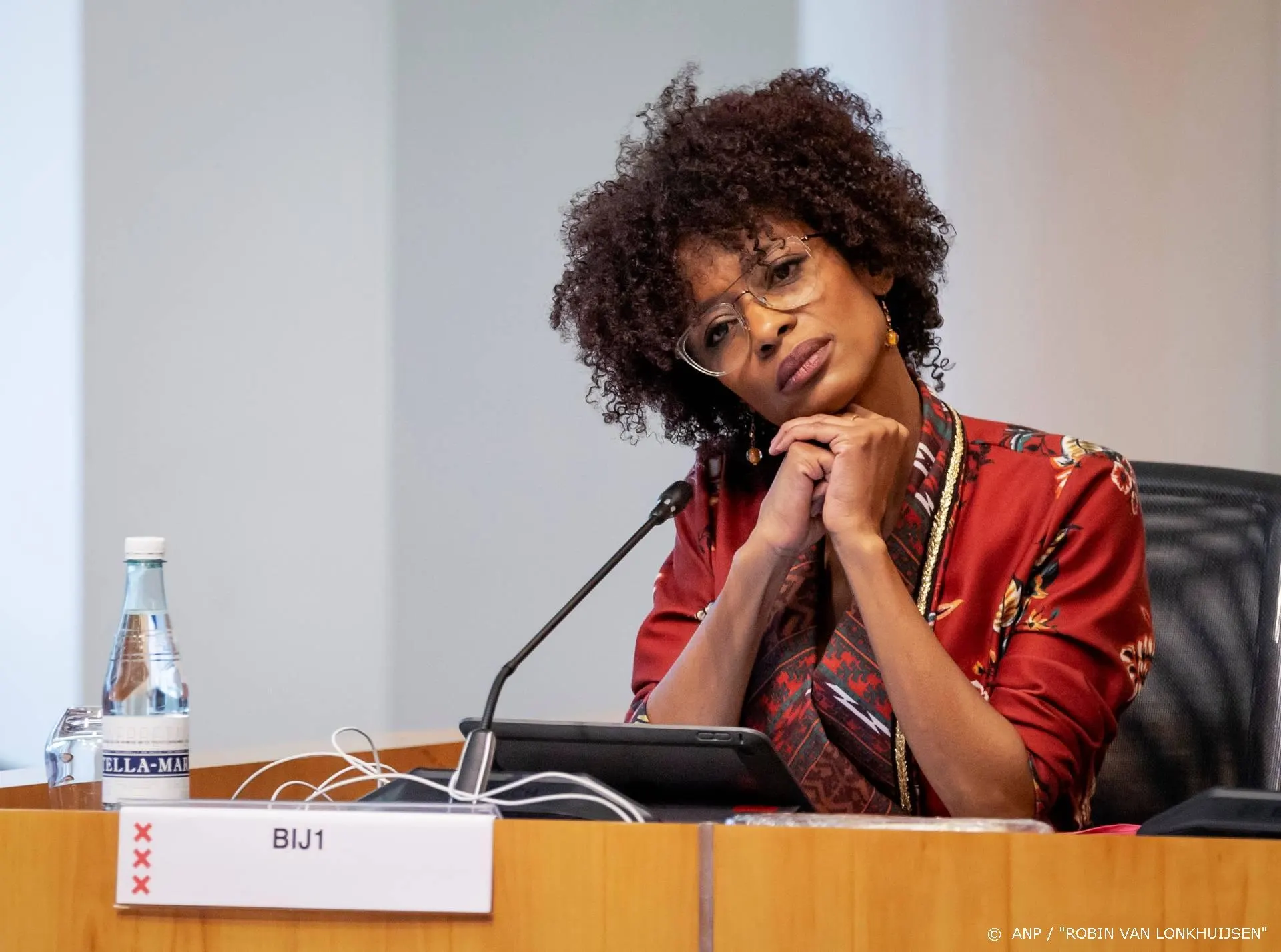 Sylvana Simons bij racismedebat in De Appel
