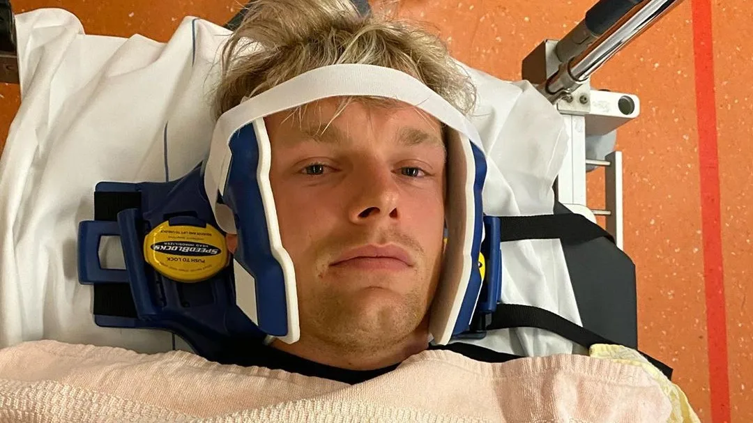 Enzo Knol opgenomen in ziekenhuis 