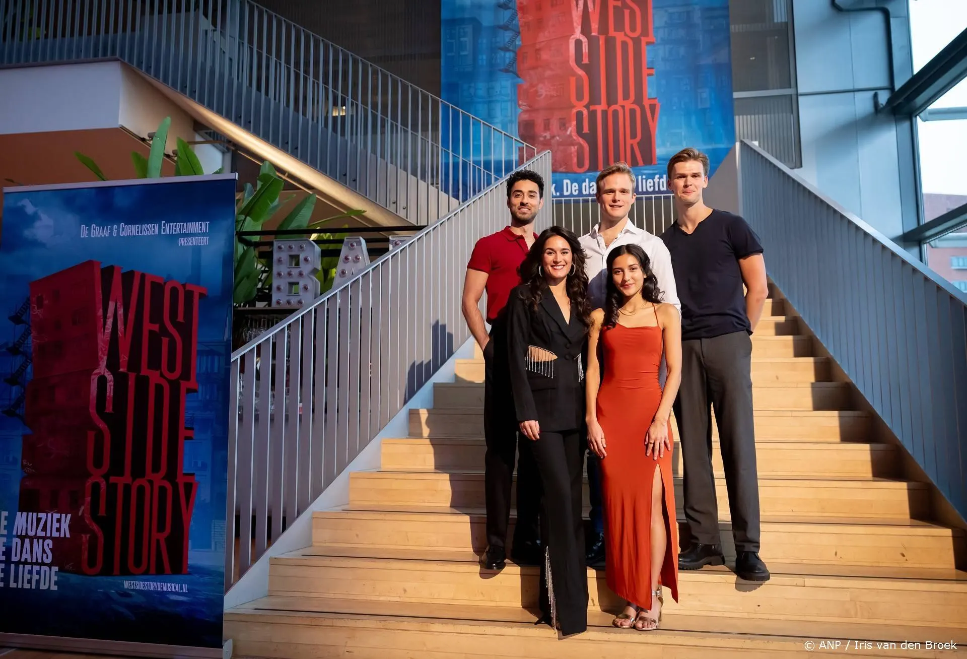 Bezoeker onwel tijdens première West Side Story