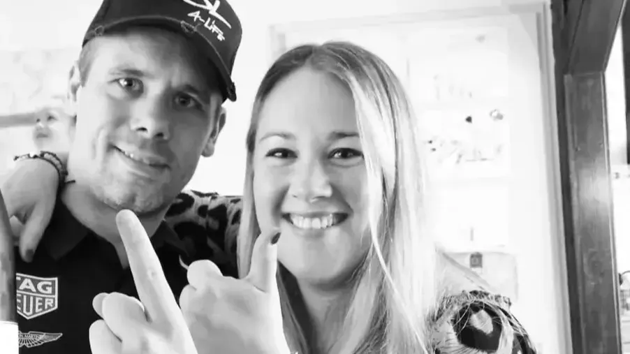 Zus Alex de Lange rouwt om zijn overlijden: 'Voor altijd broer en zus'