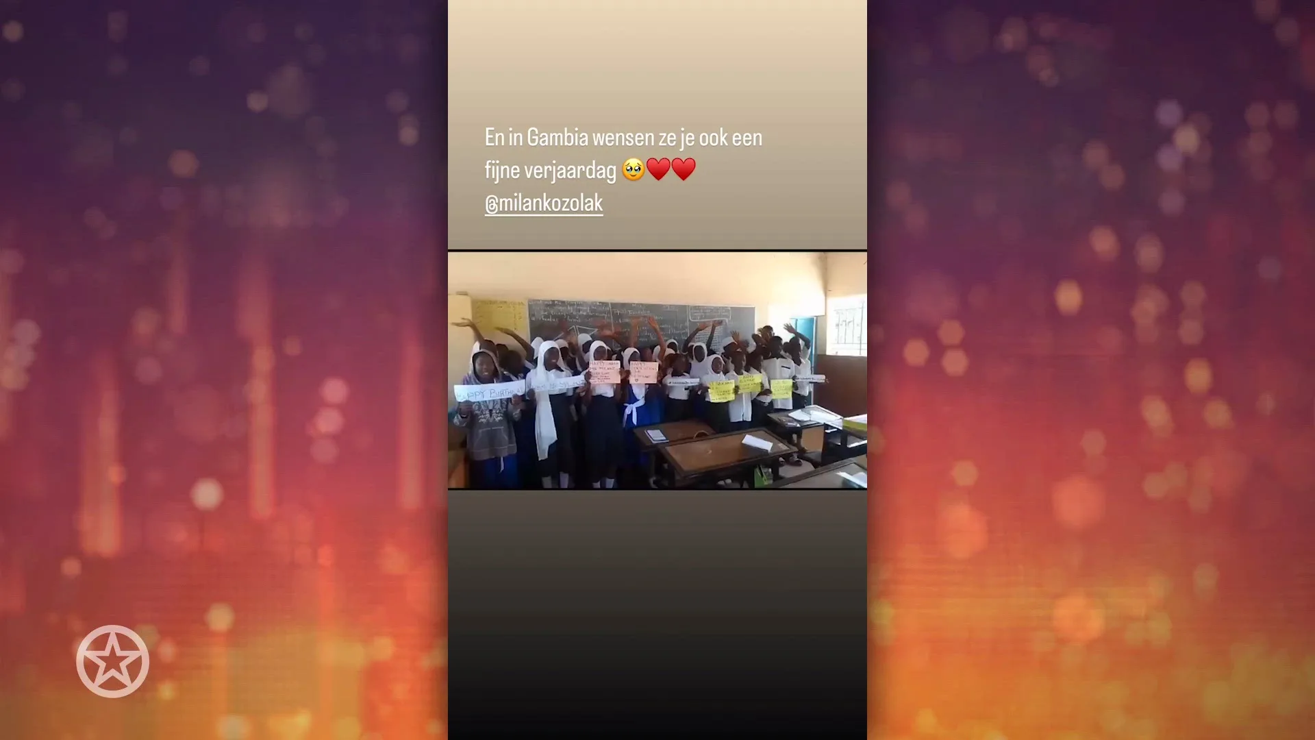 Vriend Nicolette Kluijver wordt toegezongen voor verjaardag