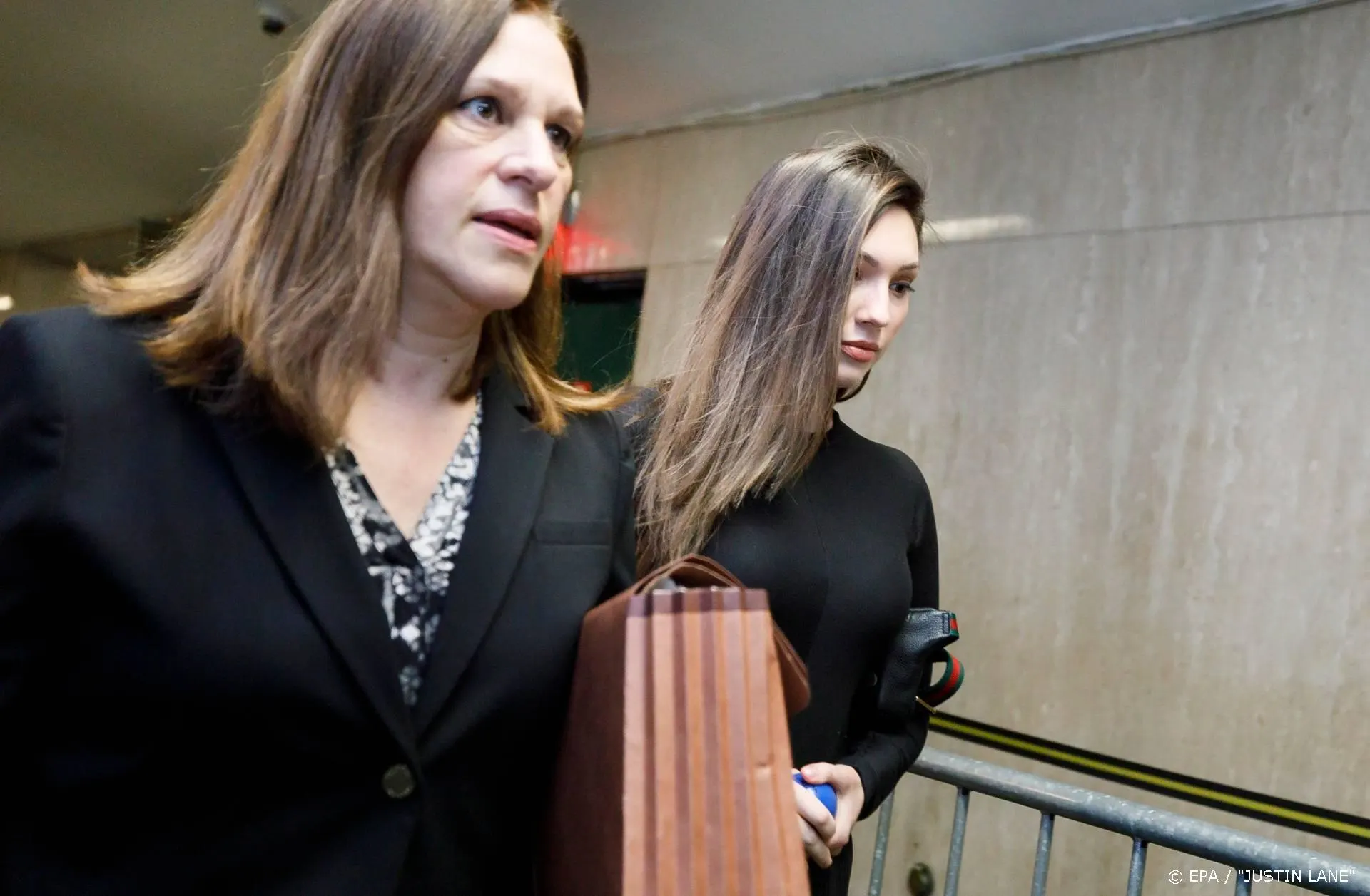 Slachtoffers blij, advocaat boos om celstraf Weinstein