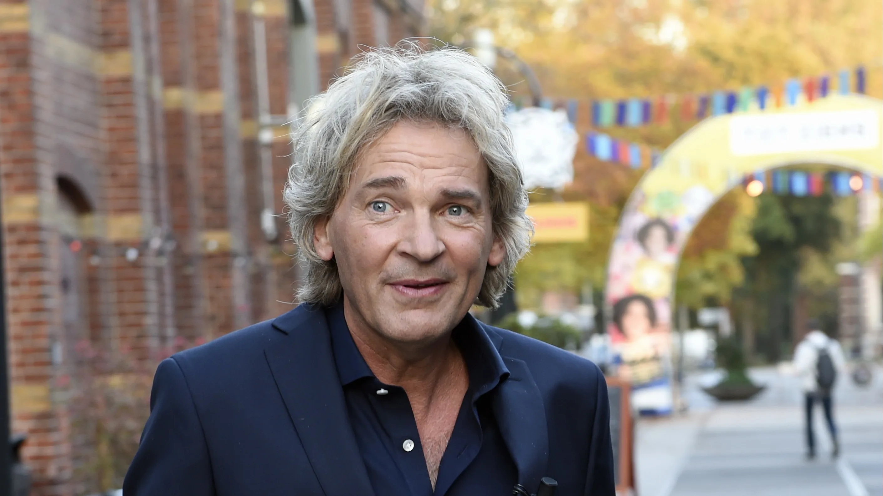 Matthijs van Nieuwkerk breekt met BNNVARA, legt werk neer