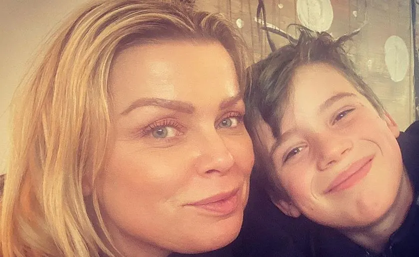 Glennis Grace stikt van de pijn