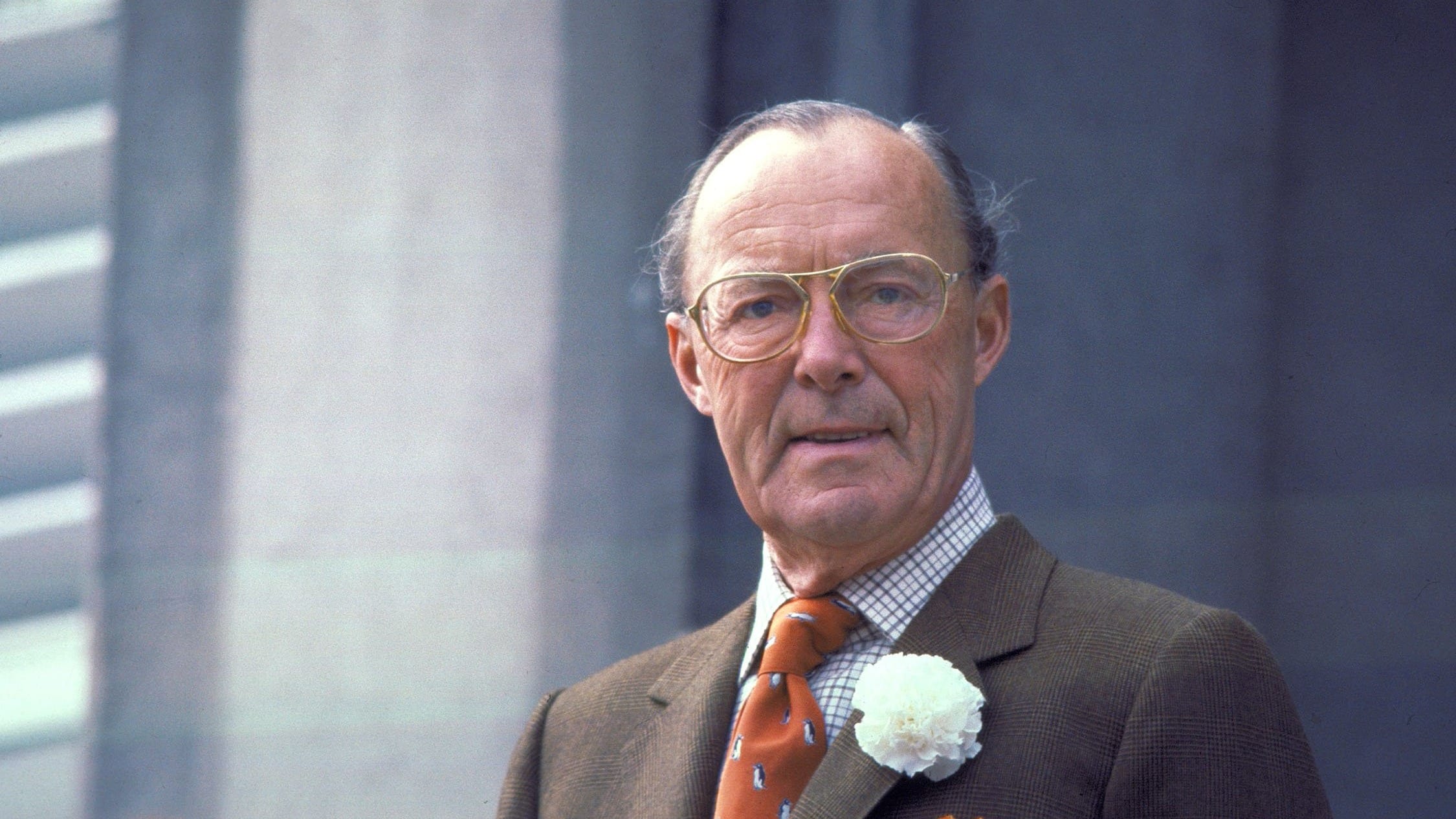 Plakboek met oude foto's van Bernhard opgedoken