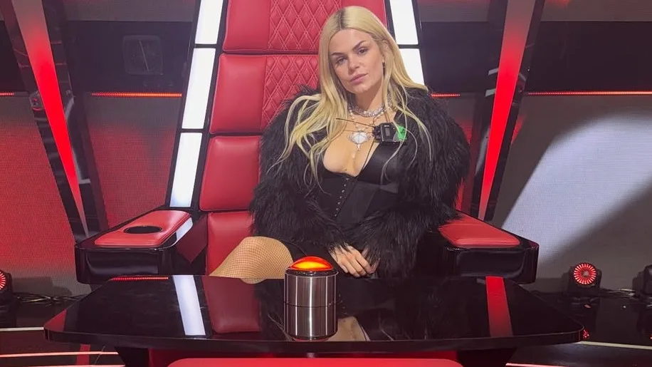 Davina Michelle te zien in Poolse The Voice: 'Mooi kansje'