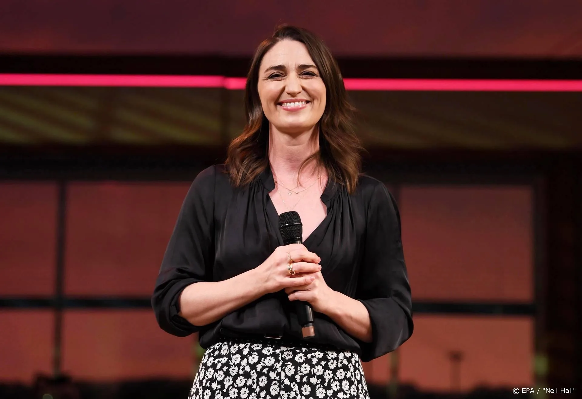 Sara Bareilles had corona, maar is volledig hersteld