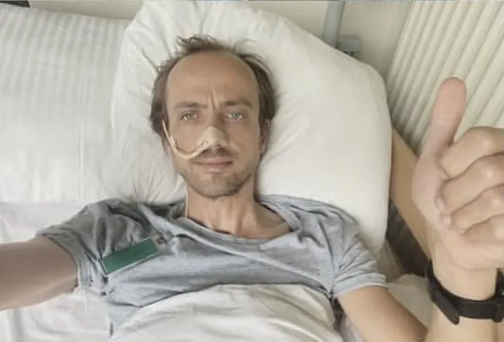 Geert Hoes ernstig ziek, ligt al maanden in ziekenhuis