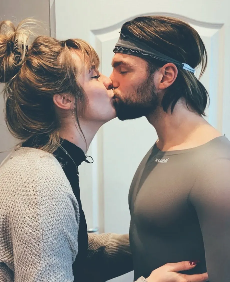 Oud-Utopiaan Cemal laat volgers smelten