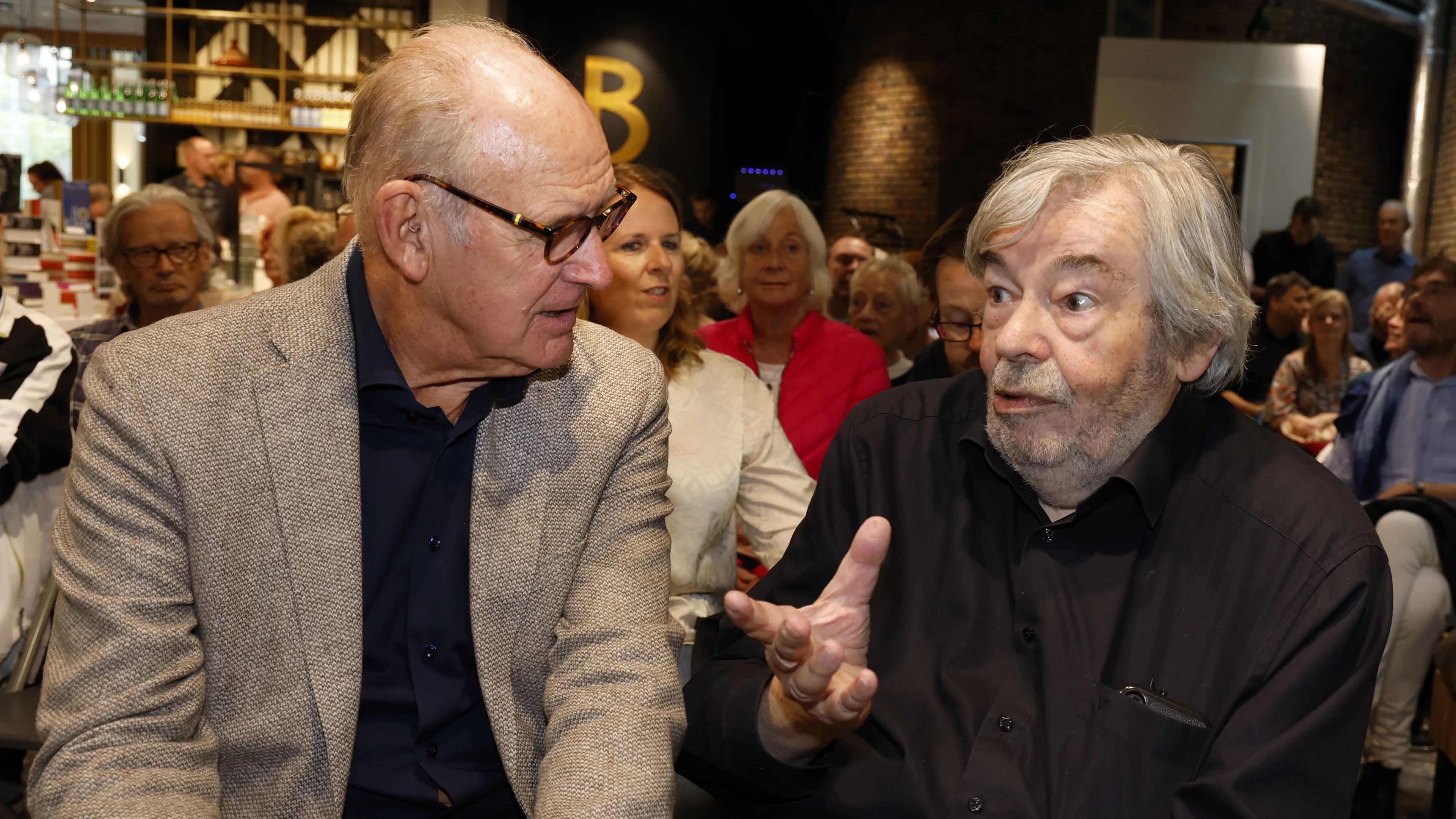 Speculaties over opvolger Maarten van Rossem in De Slimste Mens